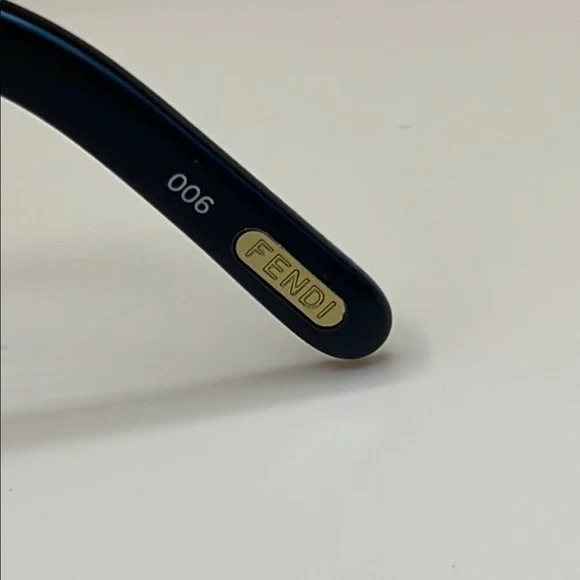 Used - FENDI FS5131 RX Sunglasses - Picture 9 of 15